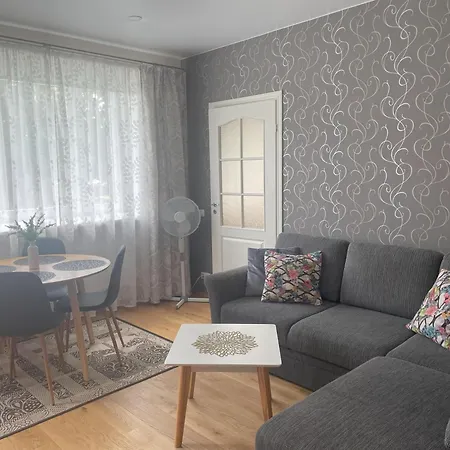 Akord Centrum With Free Parking *