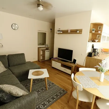 Apartment Akord Centrum With Free Parking *